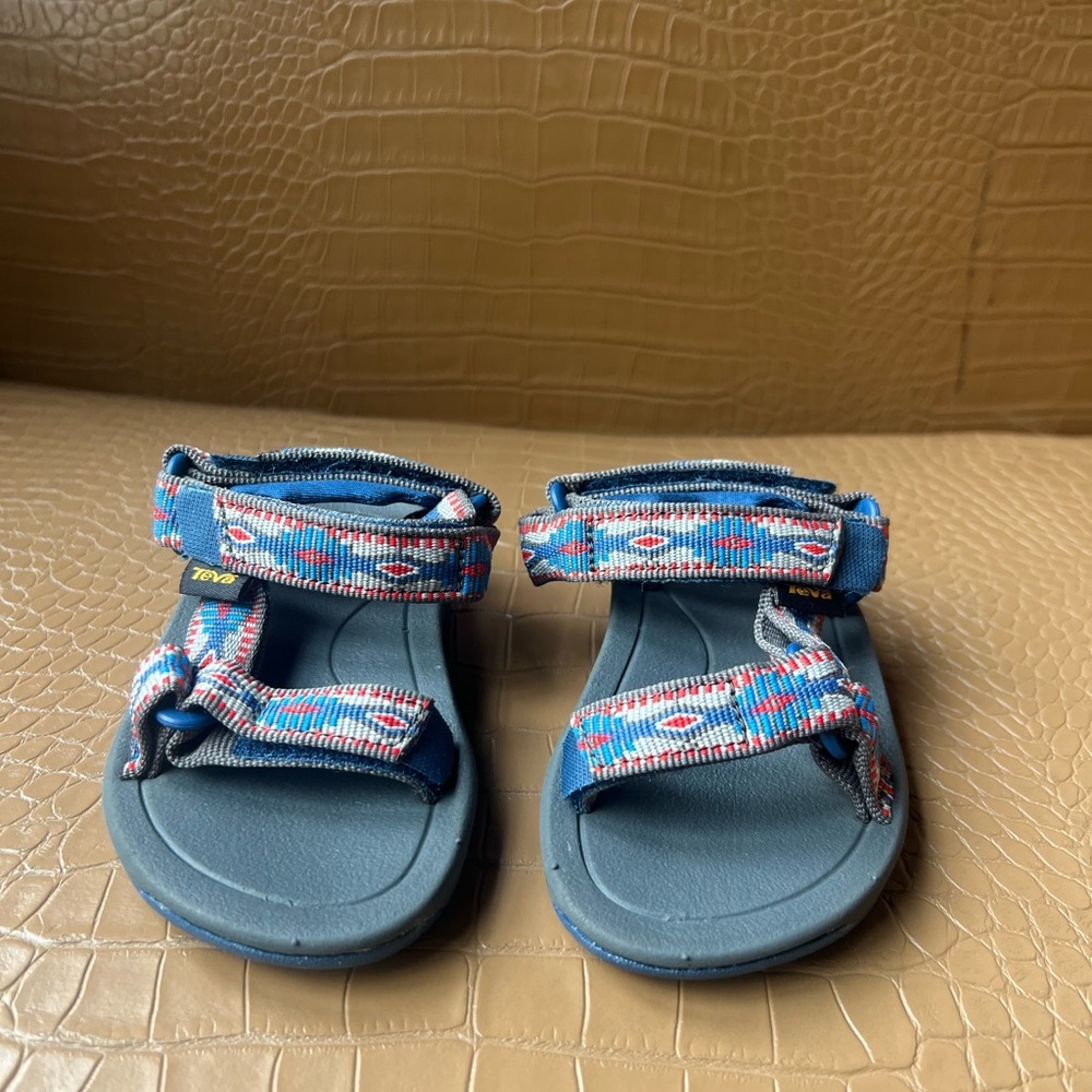 Teva Unisex-Baby T Hurricane XLT 2 Sandal, Canyon Dark Blue, 4 Medium US Toddler - Picture 7 of 8